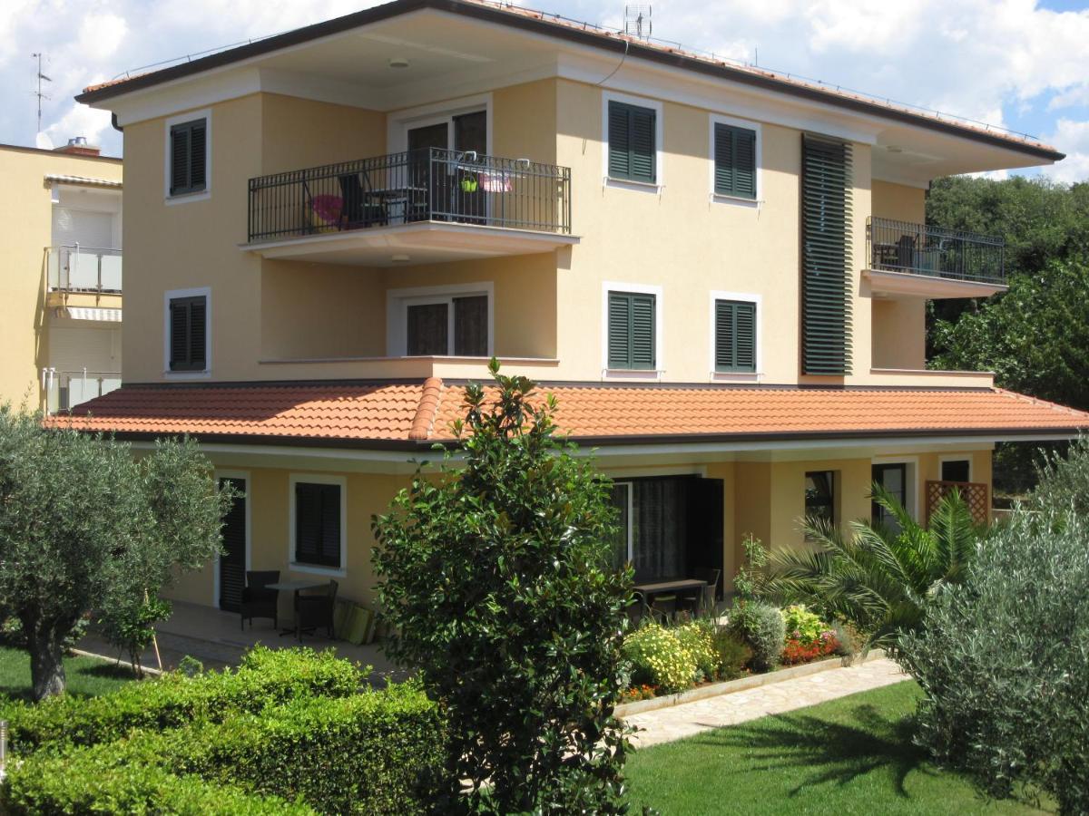 Villa Ema Ровінь Екстер'єр фото