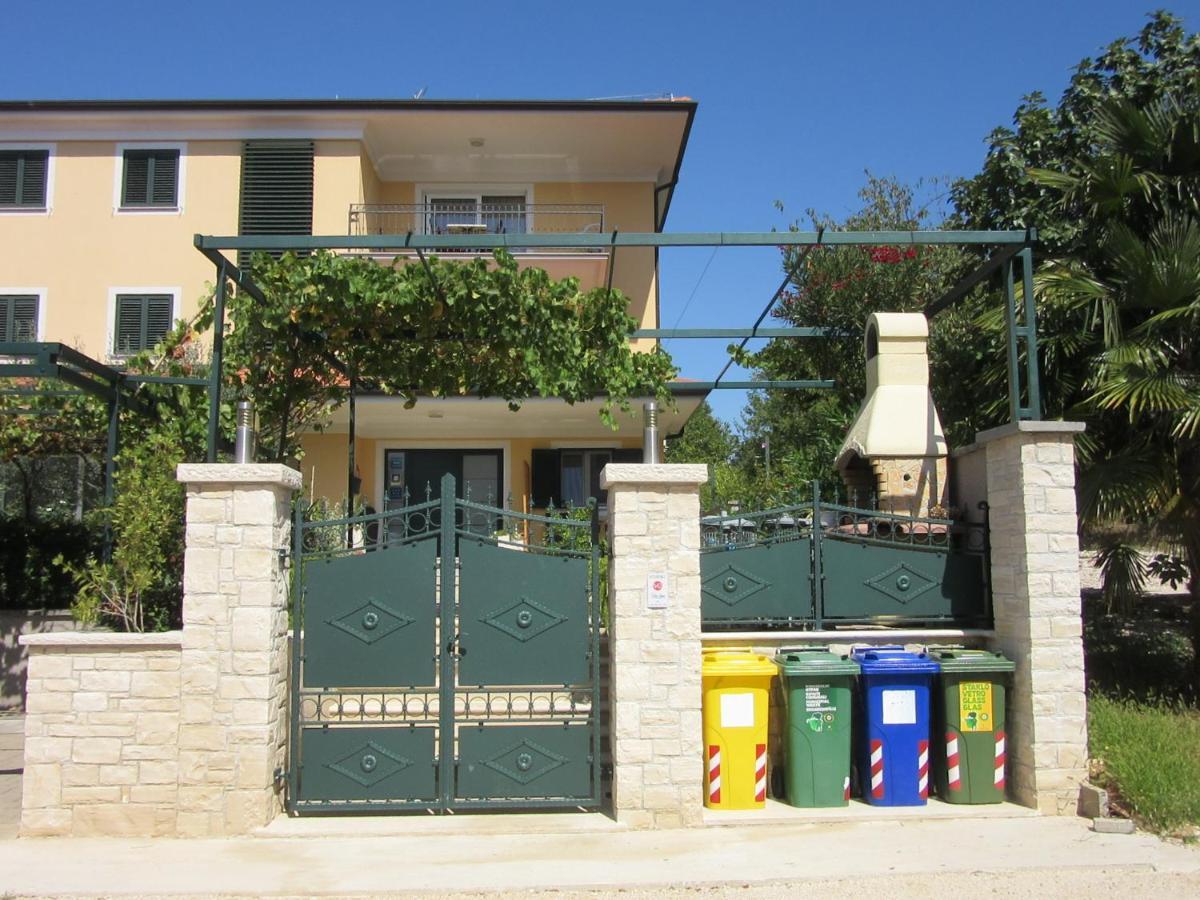 Villa Ema Ровінь Екстер'єр фото