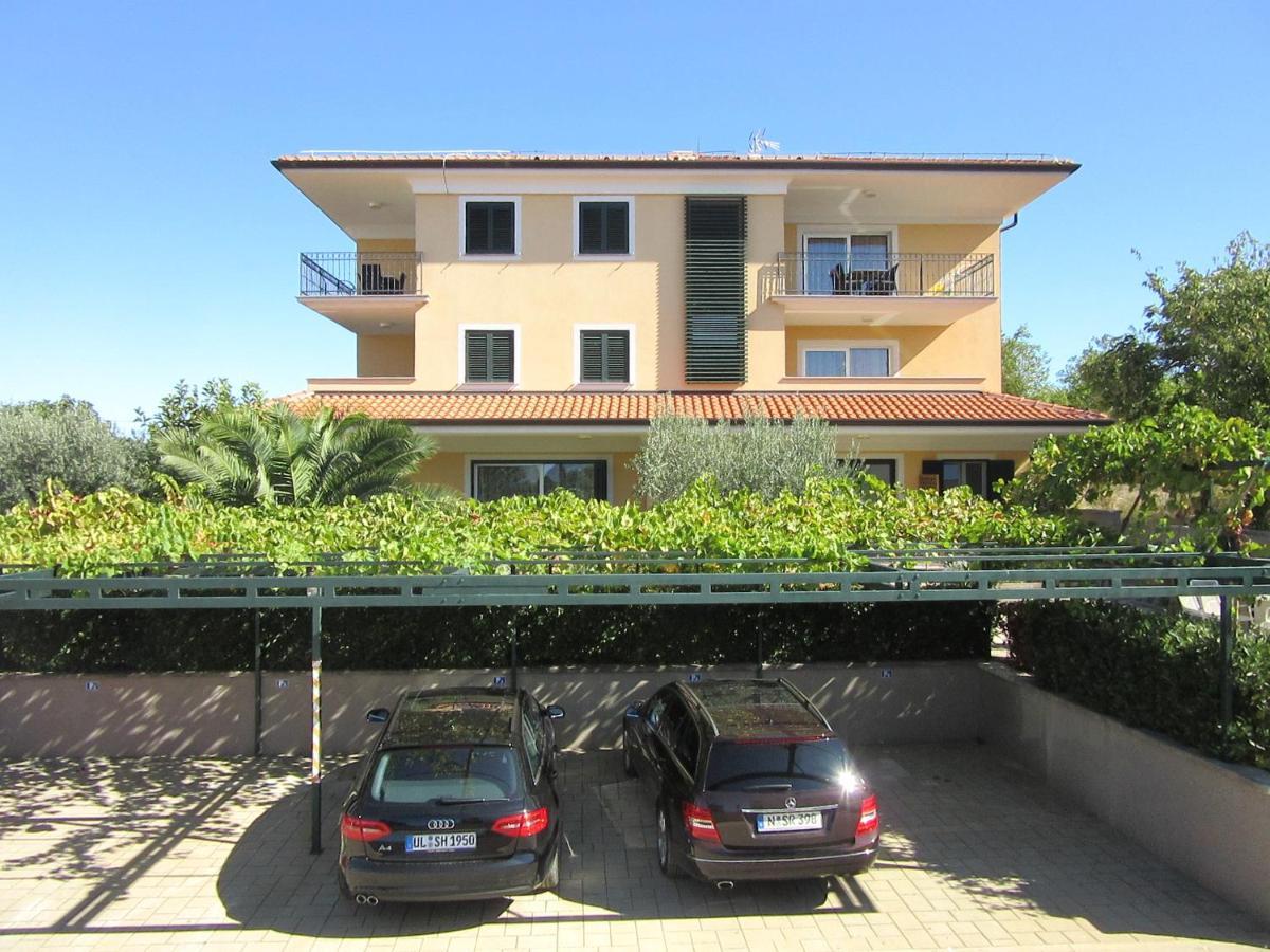 Villa Ema Ровінь Екстер'єр фото